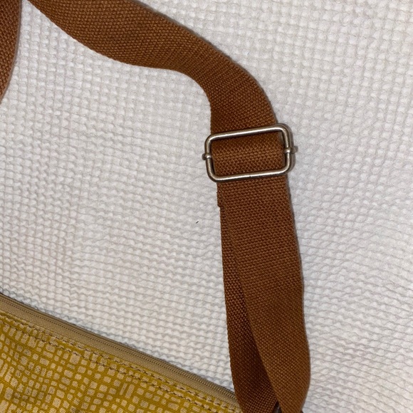 Fossil crossbody bag. - Picture 4 of 6